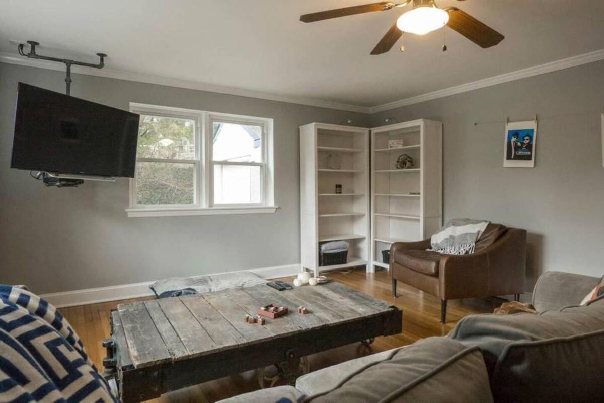K9 Cottage Mainline Berwyn Exterior foto