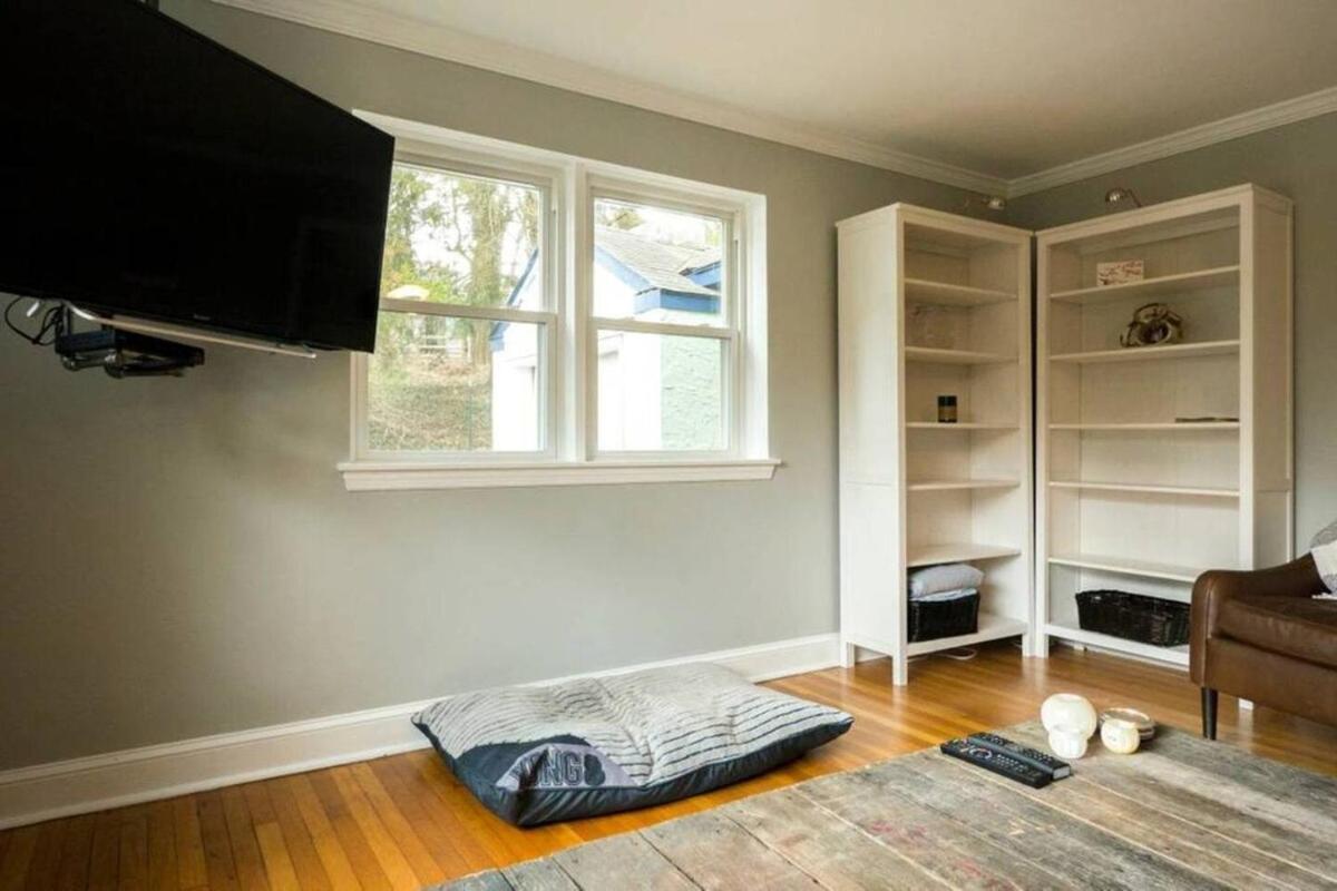 K9 Cottage Mainline Berwyn Exterior foto